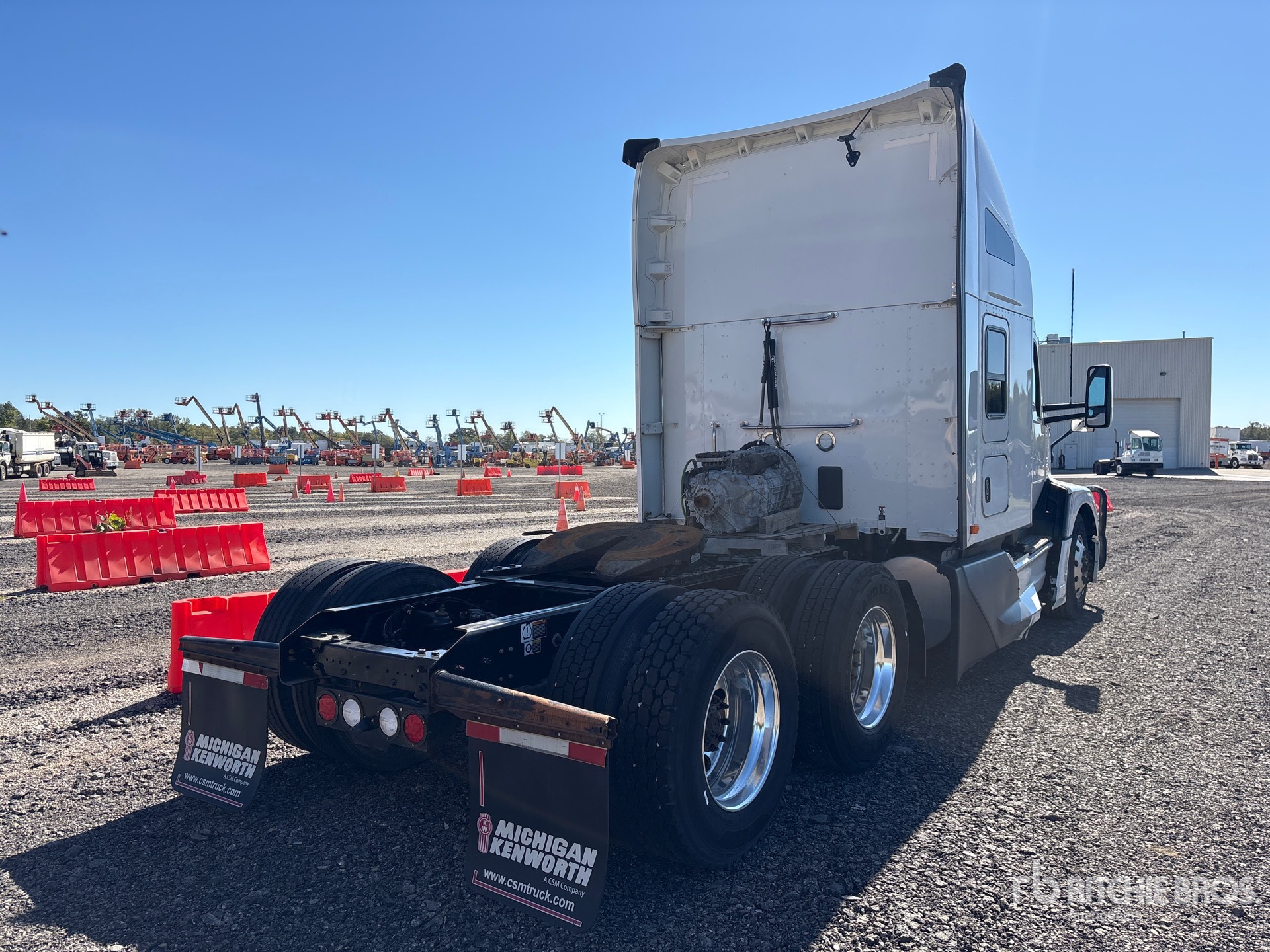 2023 Kenworth T680