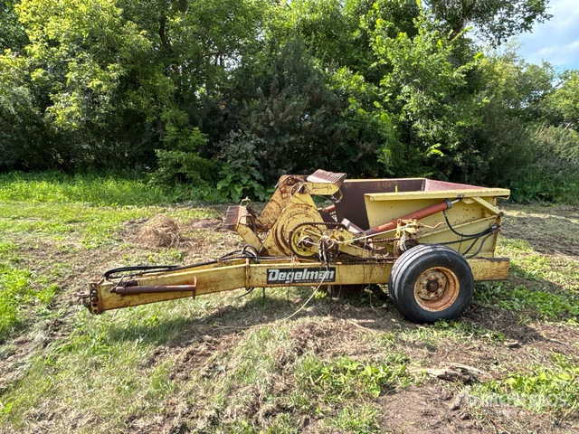 1975 Degelman R570S Rock Picker
