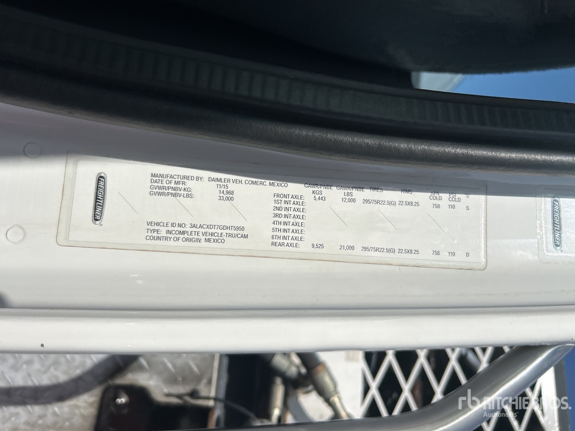 2016 Freightliner M2 106