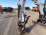 Hydraulics with Bucket Cylinder