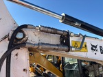 Hydraulics with Auxiliary Hydraulic Plumbing