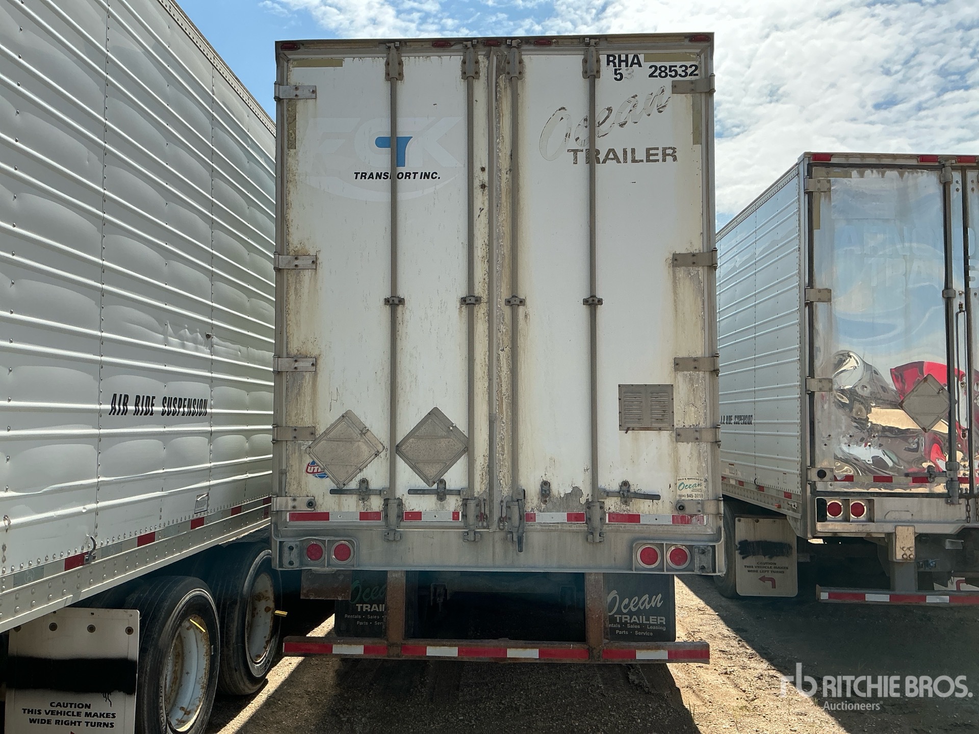 2006 Utility 53 ft x 102 in Tri/A Heated