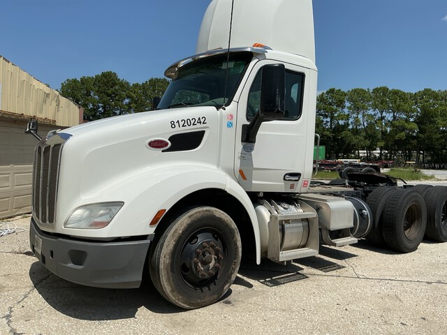 2020 Peterbilt 579 6x4 T/A Day Cab Truck Tractor