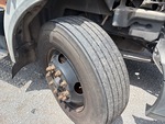 4 Underbody - Truck with Right Steer Tire