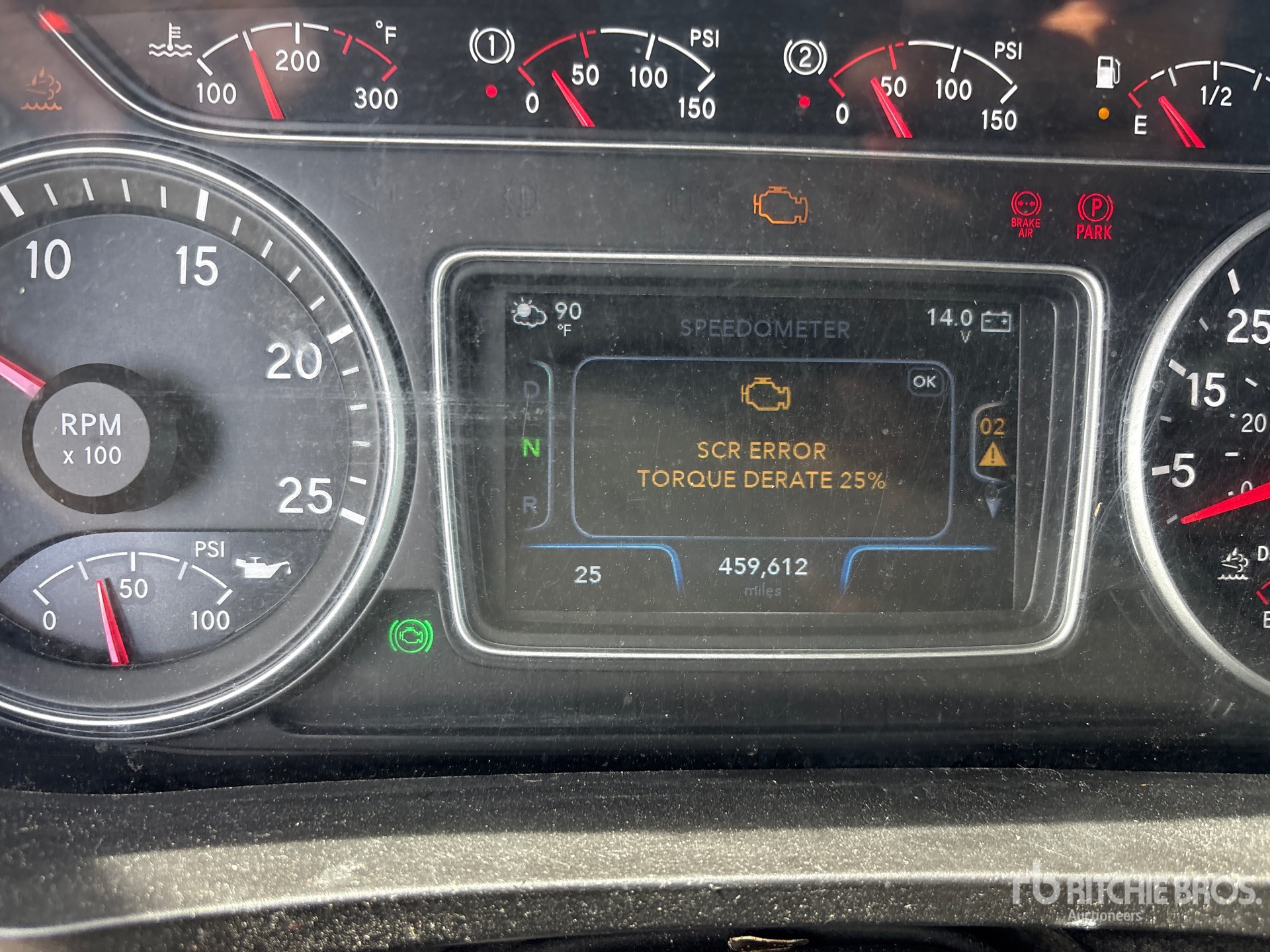 2020 International LT625