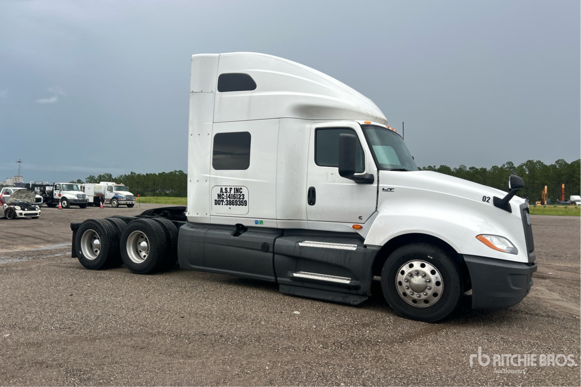2020 International LT625