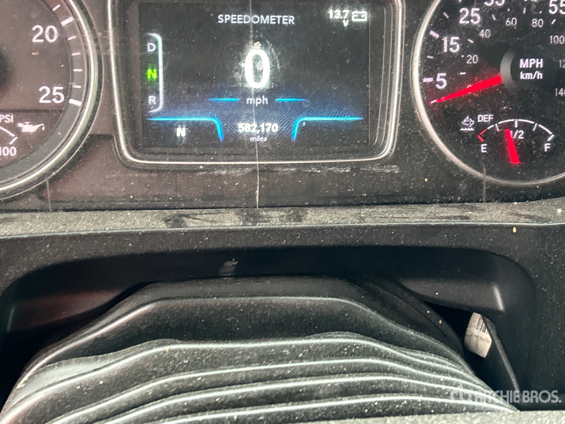 2020 International LT625
