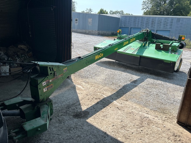 John Deere 946 MOCO 13 ft 3-Point Hitch Disc Mower