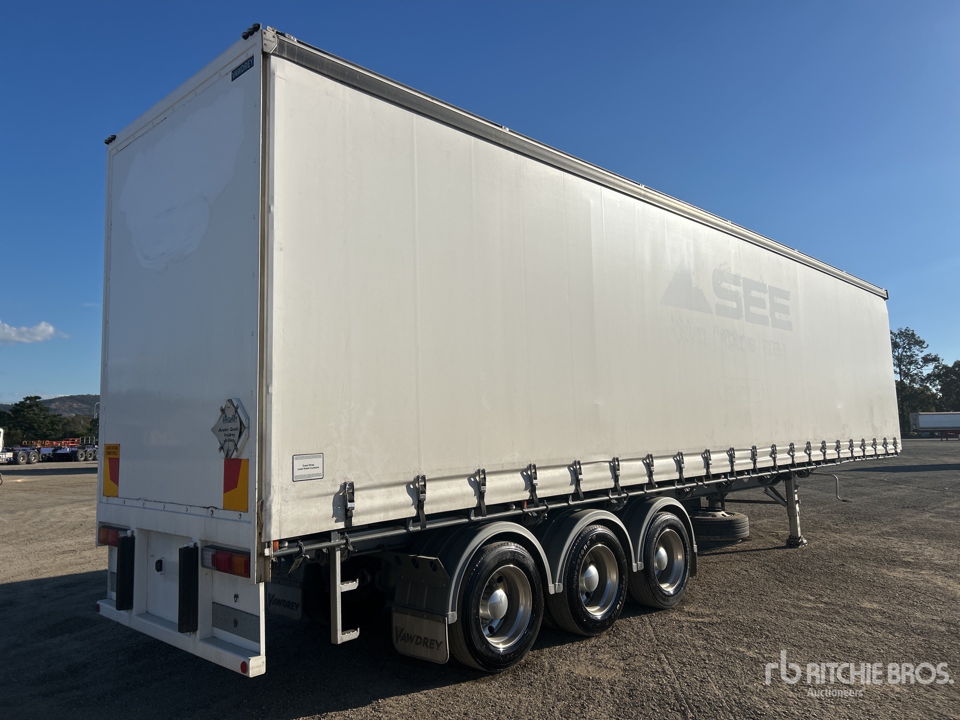 General Appearance with Picture, Left Rear Corner