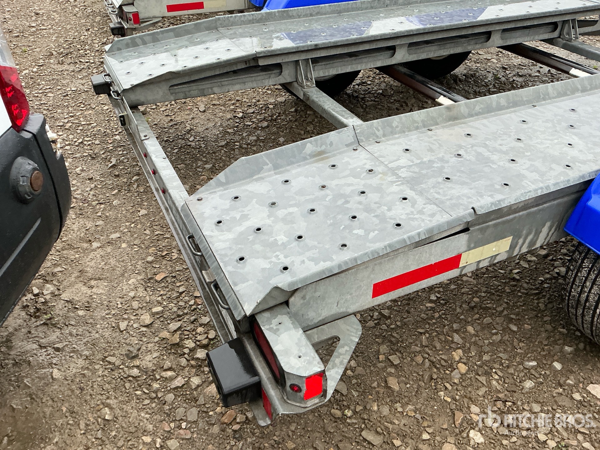 2020 Demco AT7000P