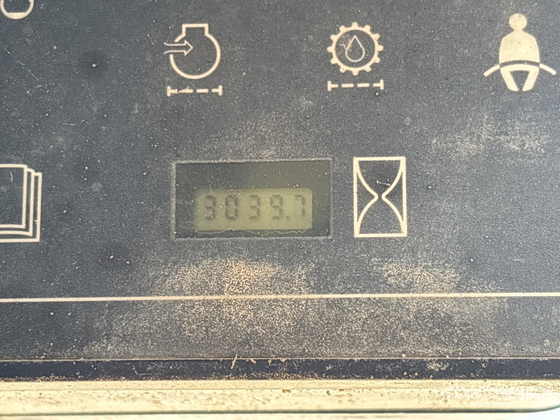 2003 Case 70XT