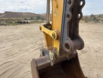 Chassis with Bolzen und Lager, Ausleger bis Löffel