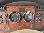 Cab with Spie luminose del motore