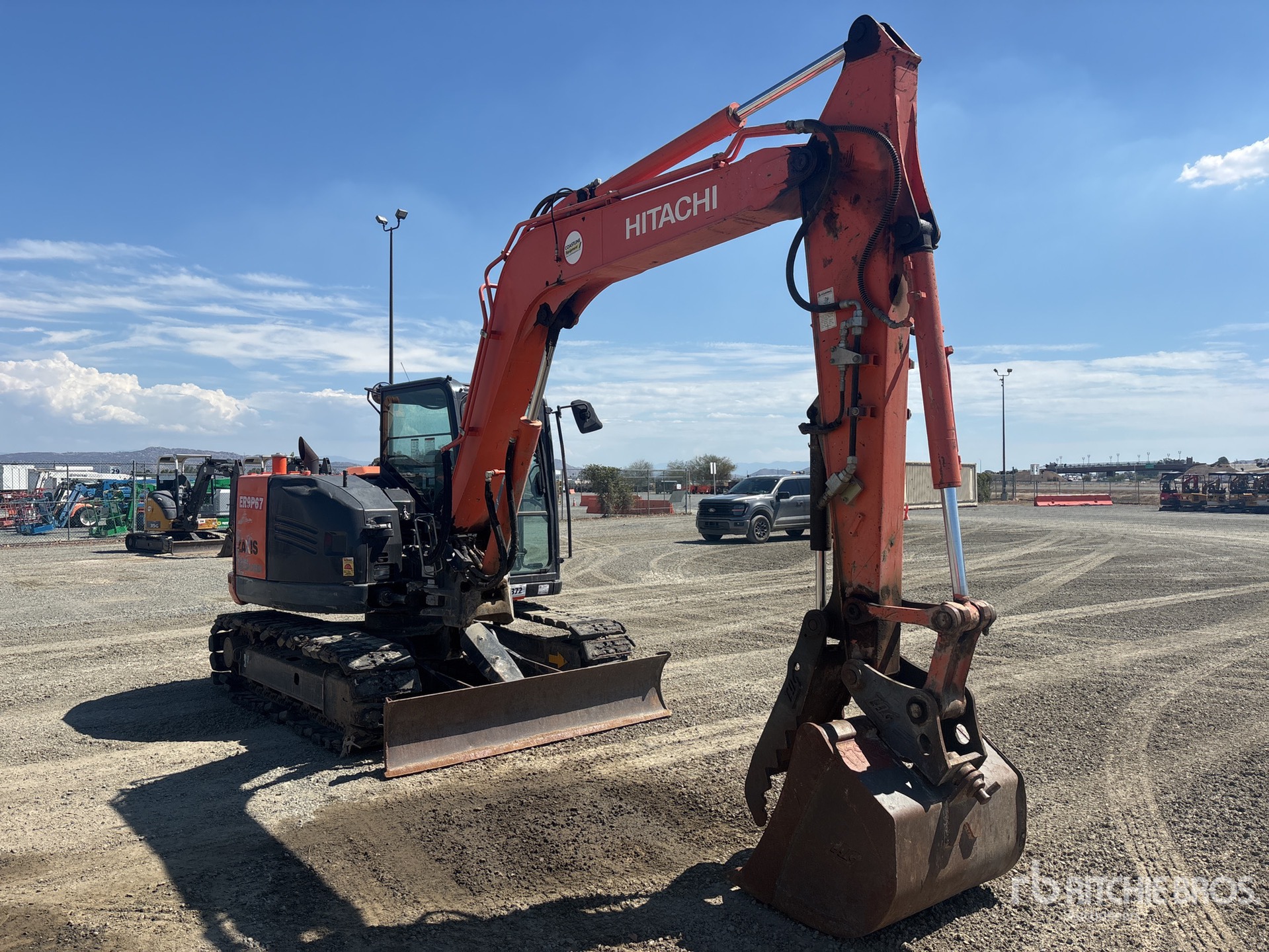 2016 Hitachi ZX85USB-5N