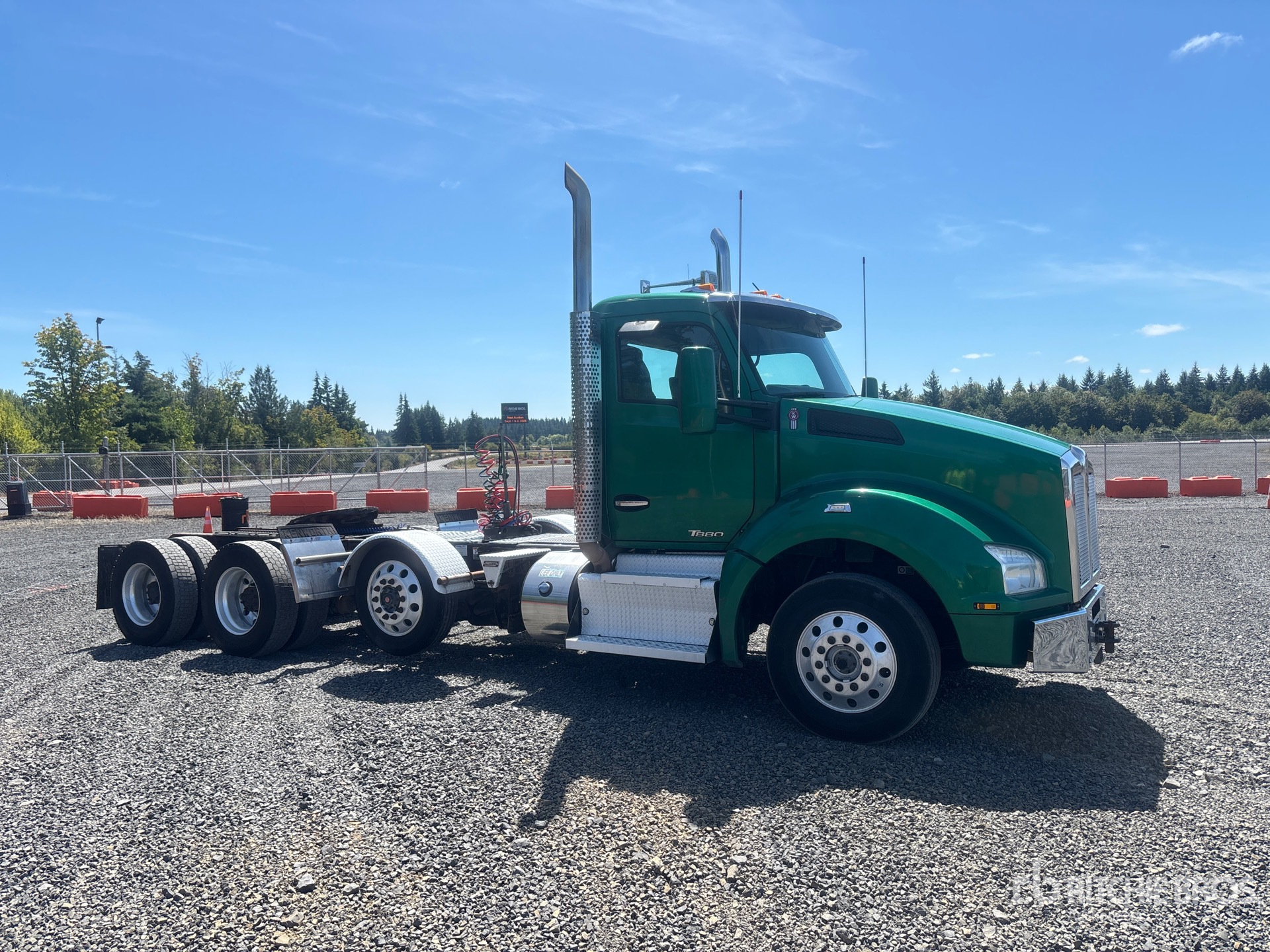 2015 Kenworth T880