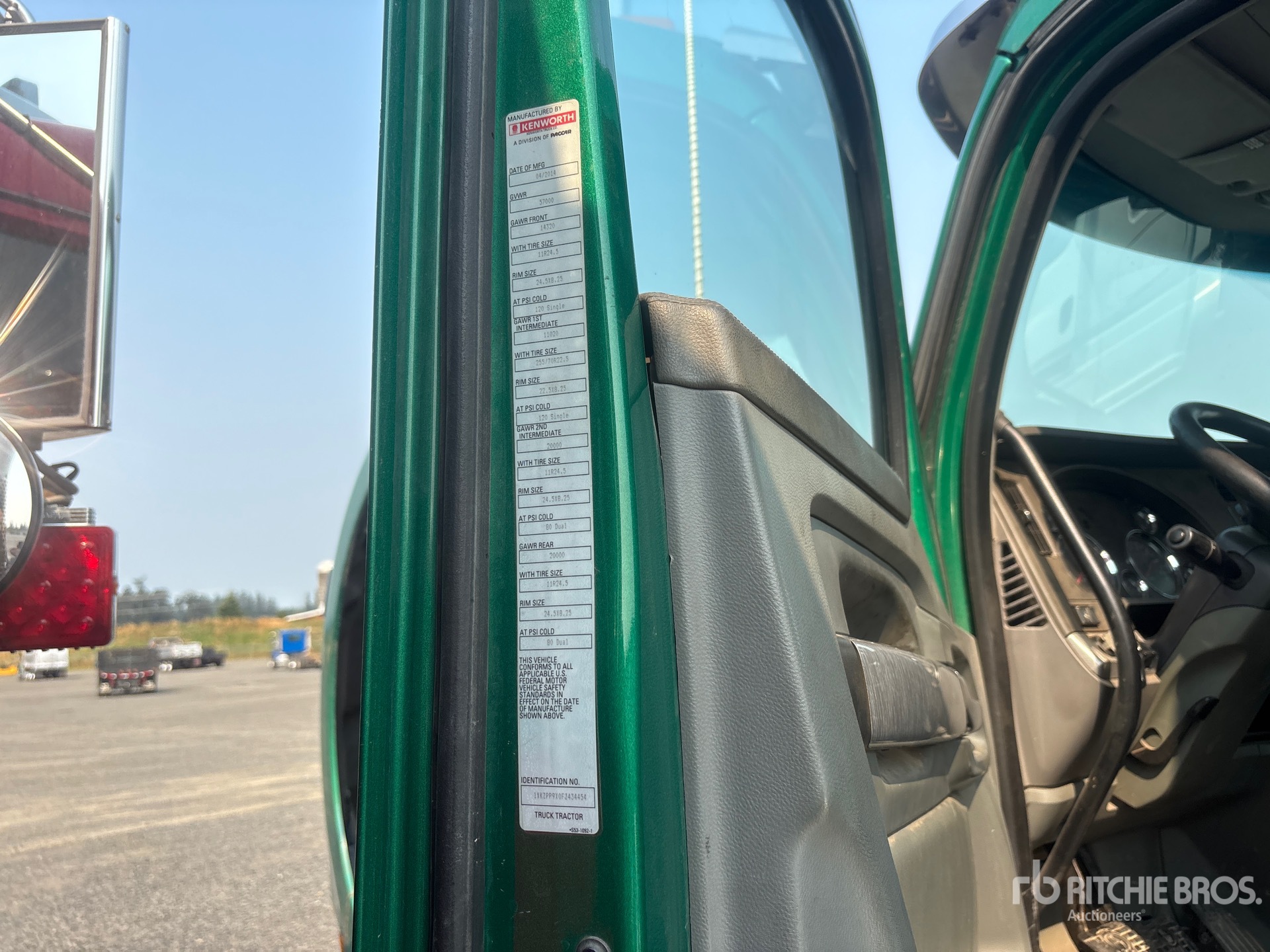 2015 Kenworth T880