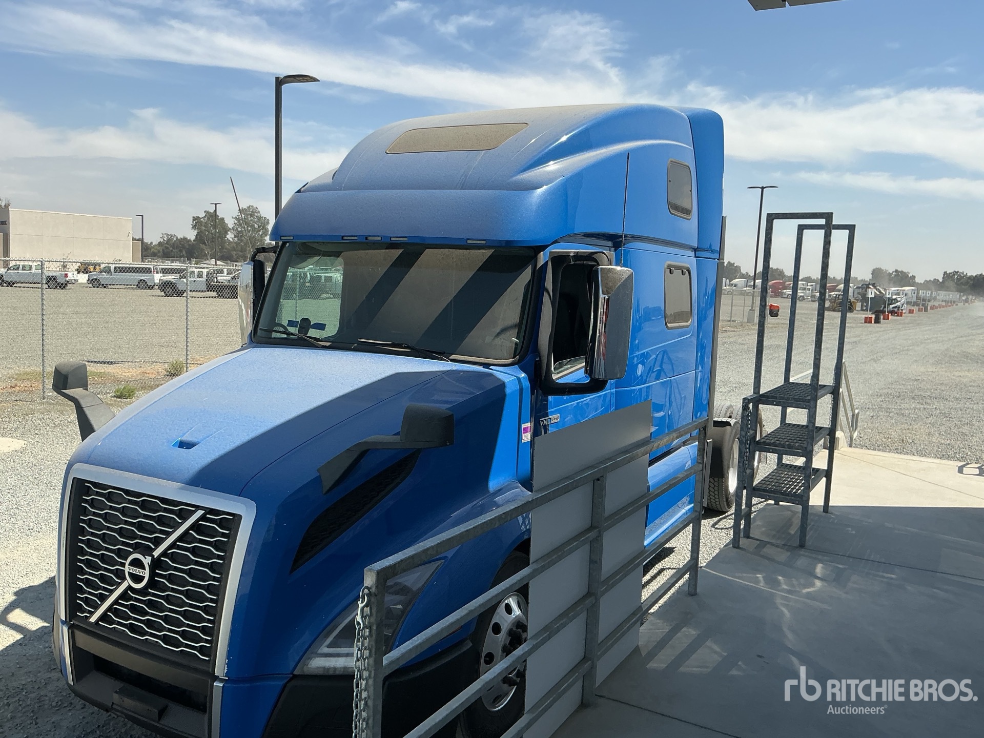 2021 Volvo VNL860