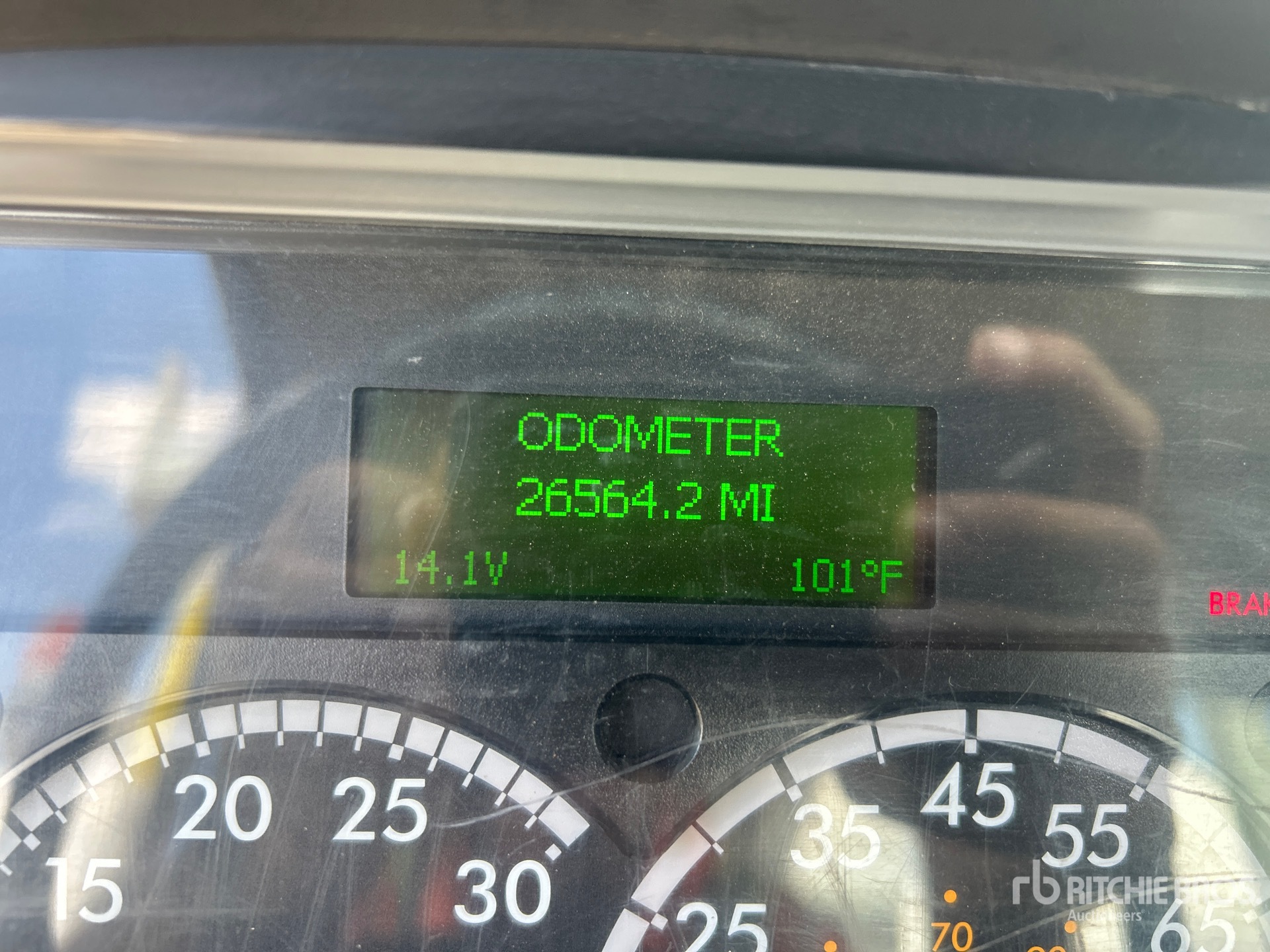 2024 Freightliner M2106
