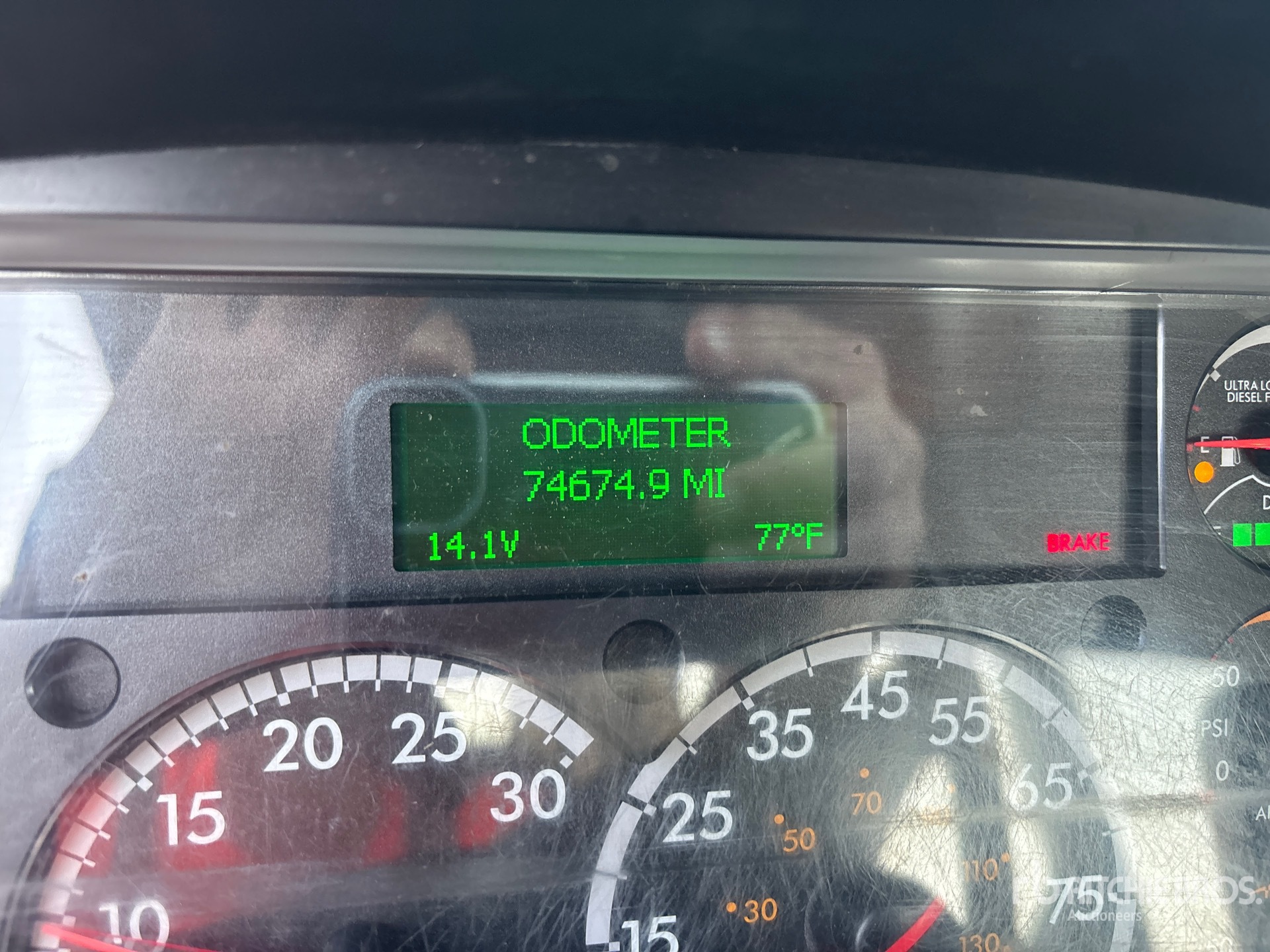 2021 Freightliner M2106