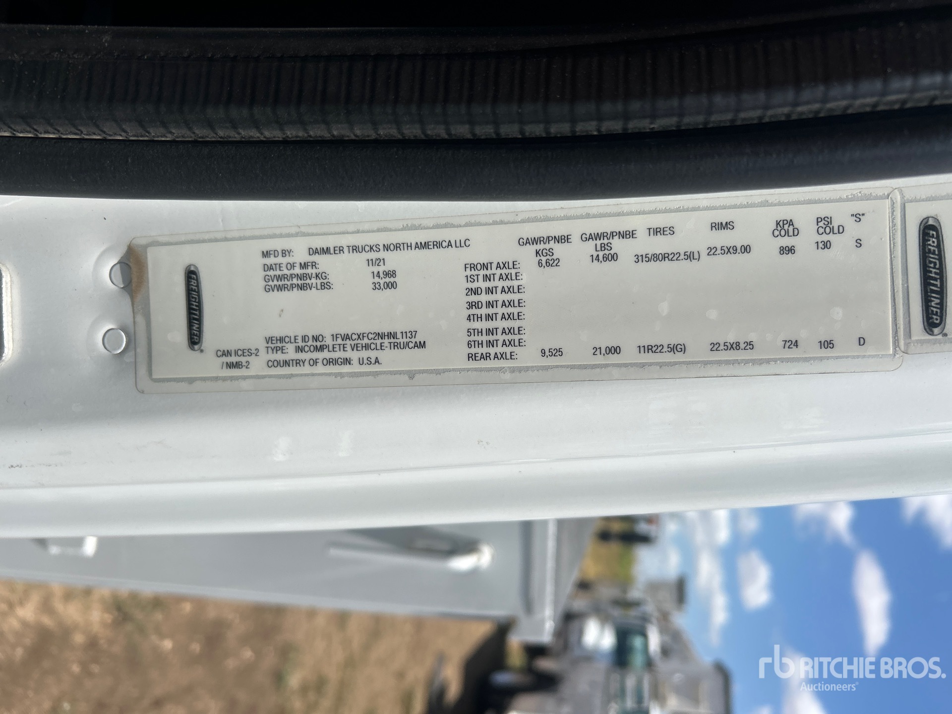 2022 Freightliner M2 106