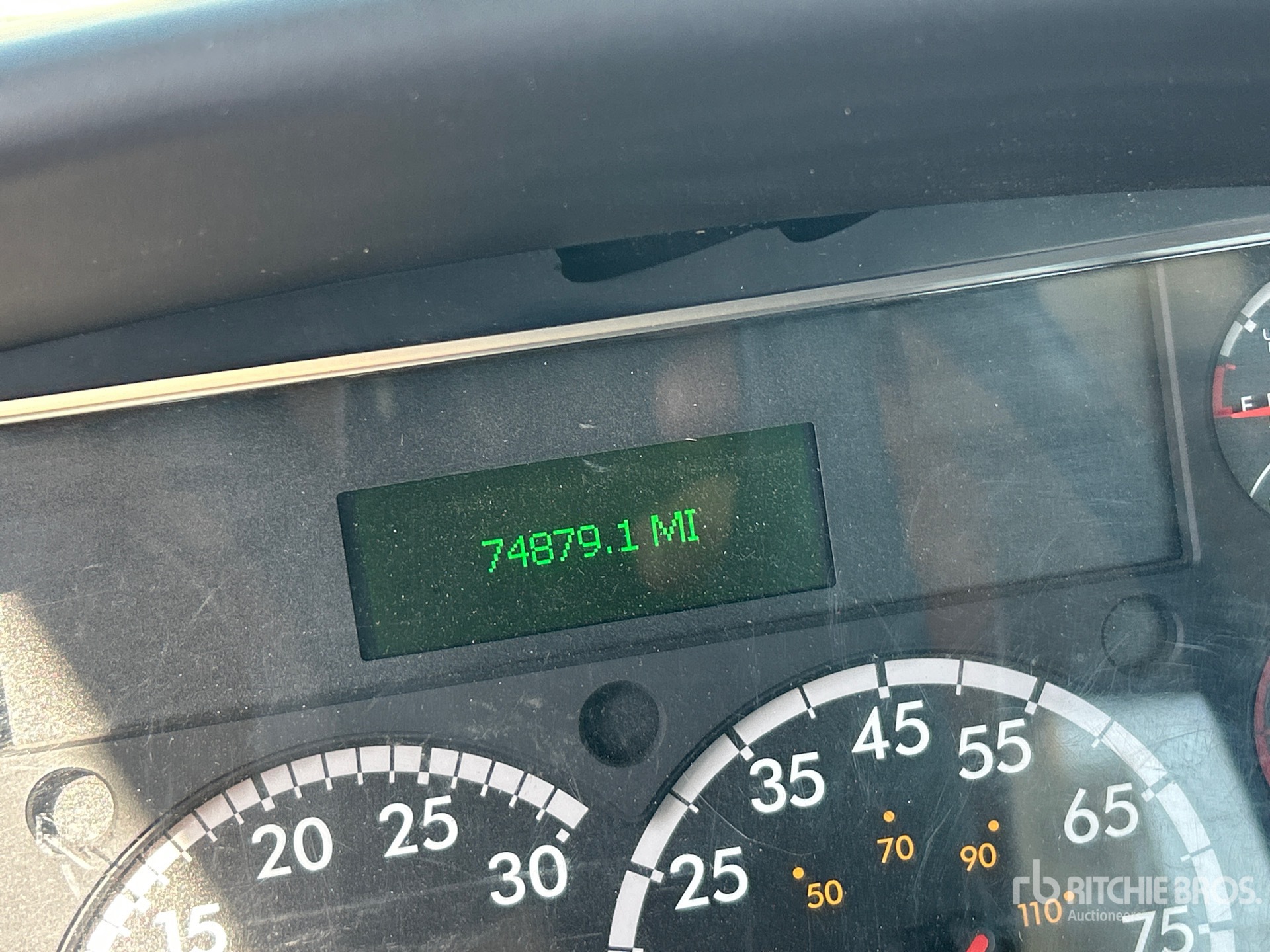 2018 Freightliner M2106