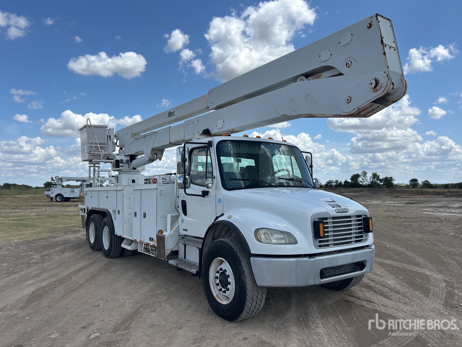 2007 Freightliner M2 106