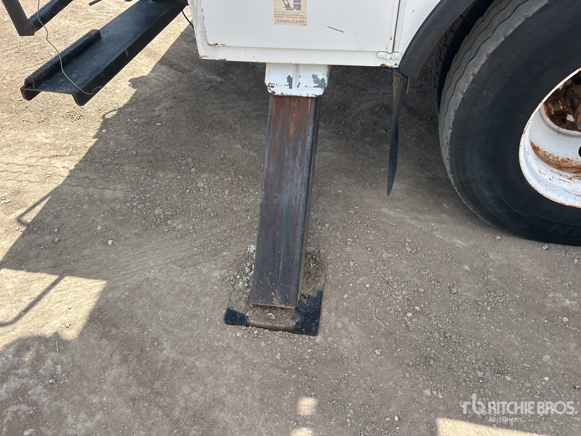 2016 Peterbilt 337