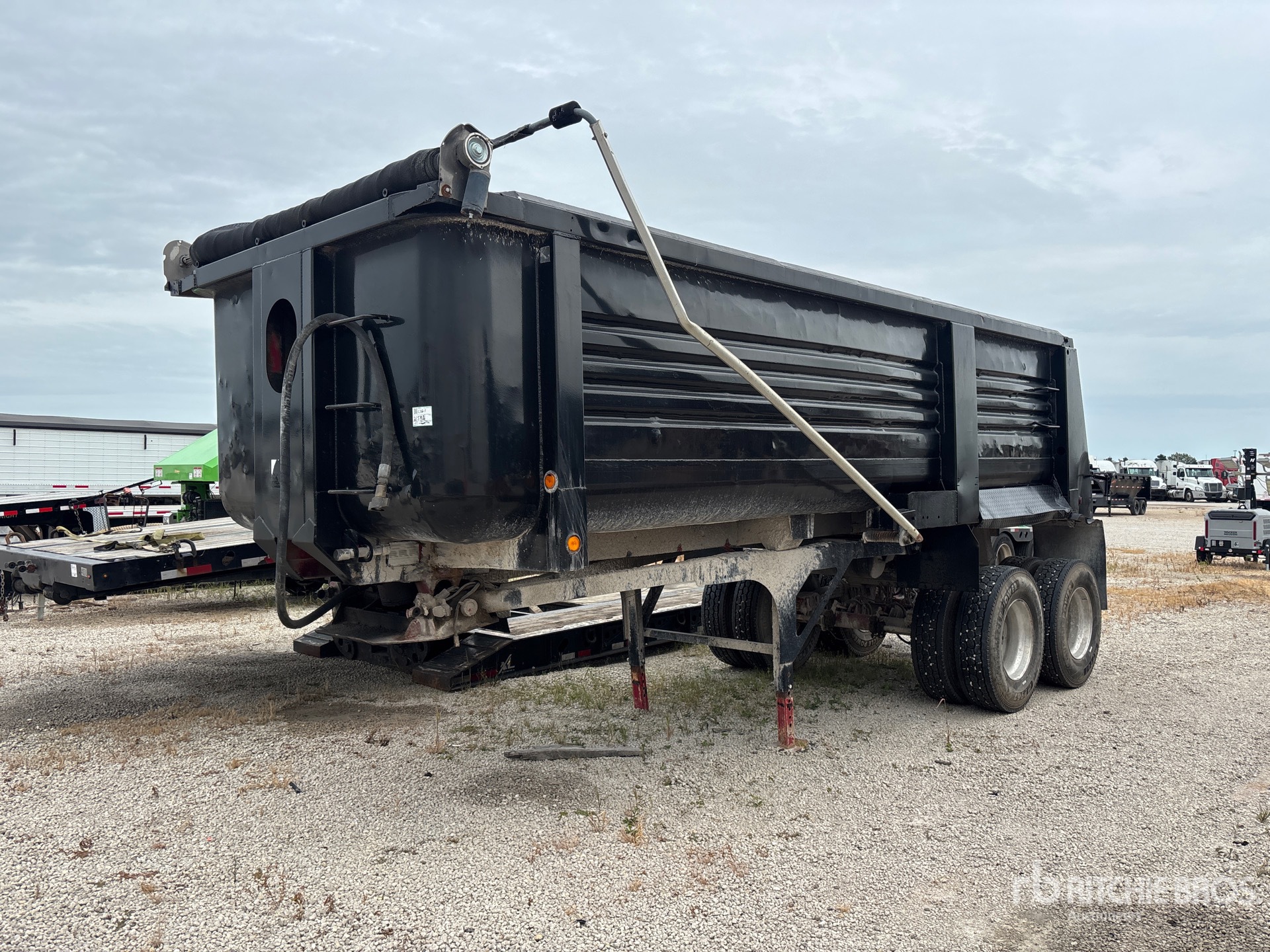 Photo of 1998 Clement HL2228