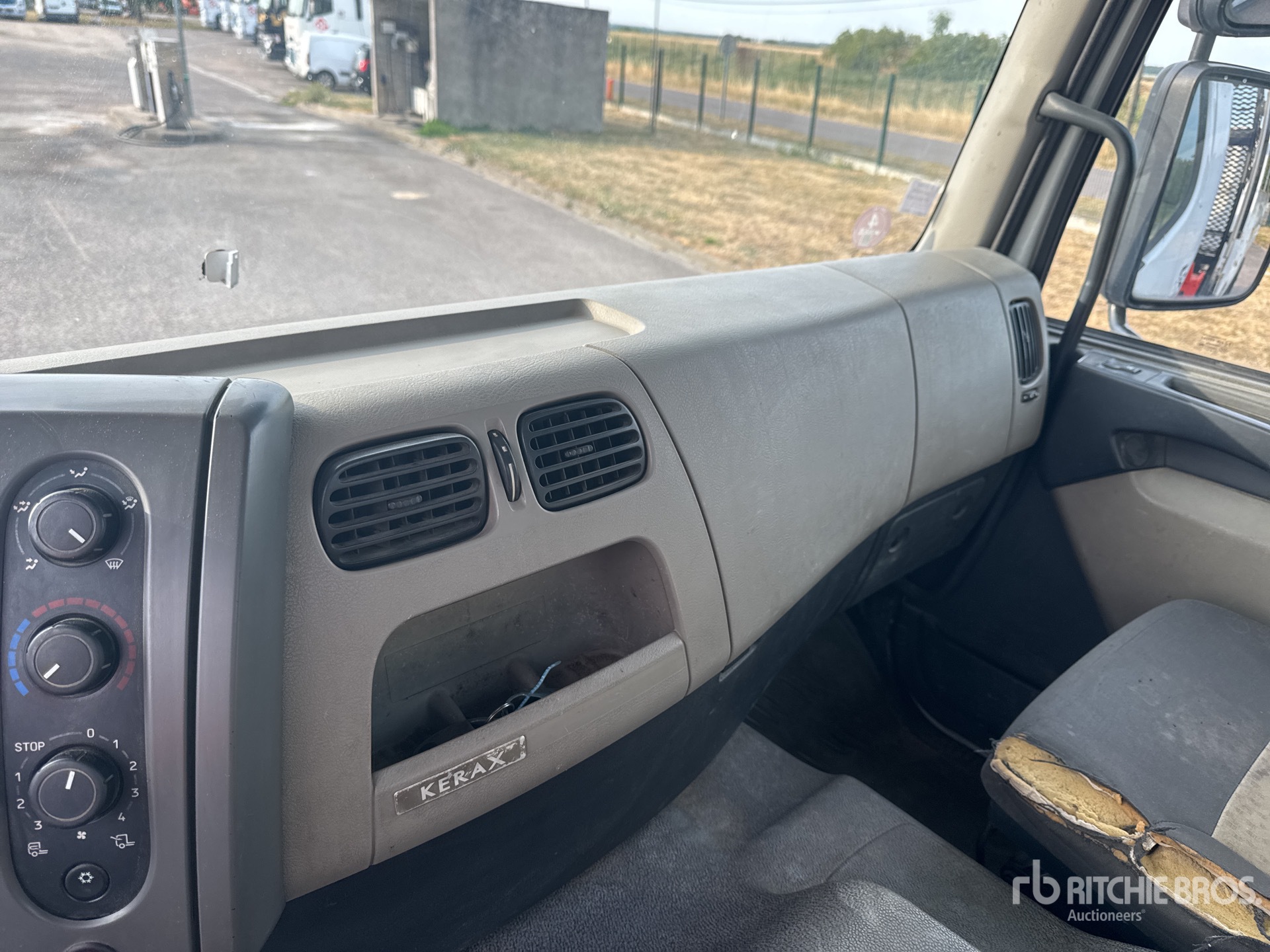 2009 Renault KERAX 410