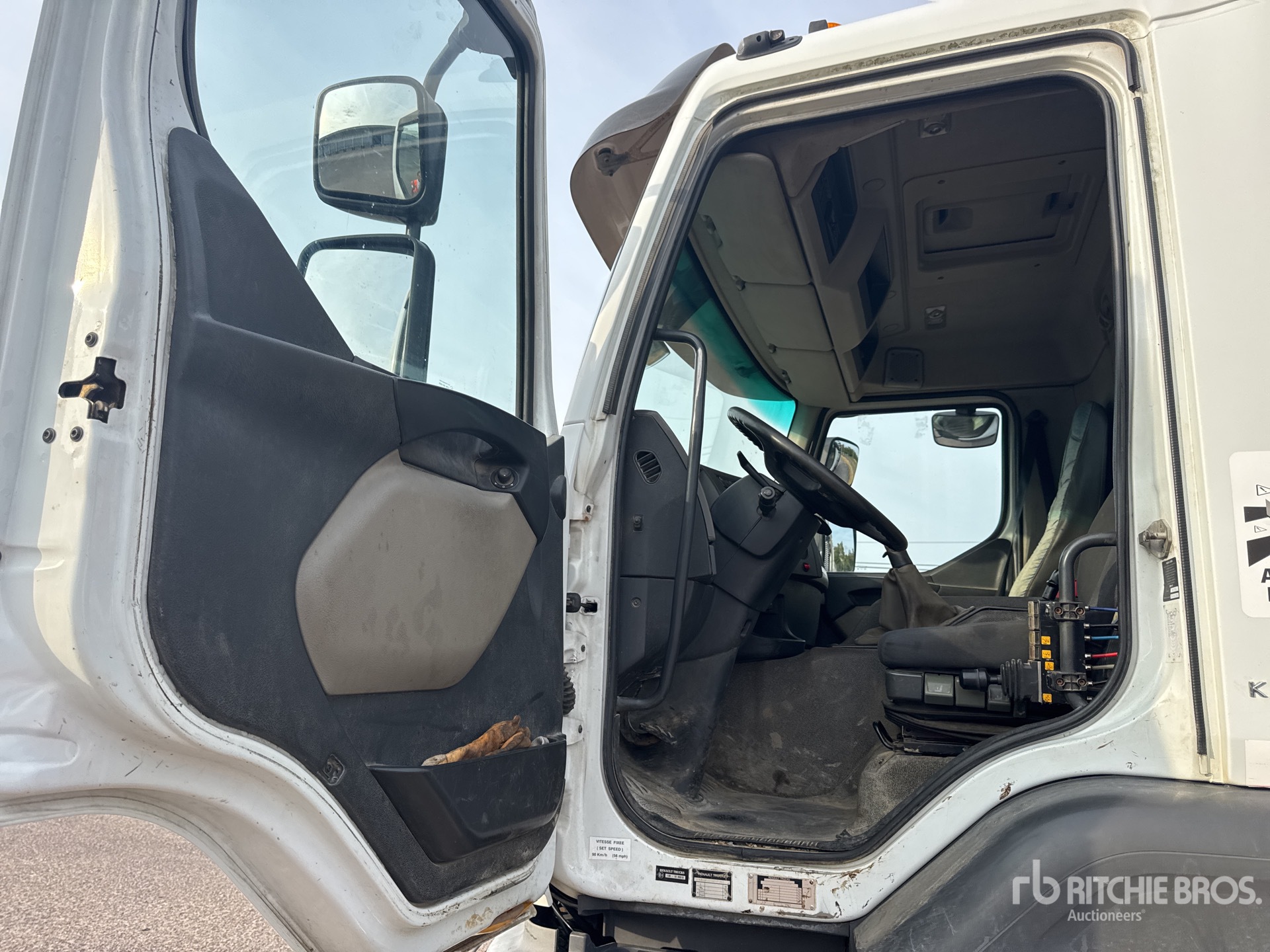 2009 Renault KERAX 410