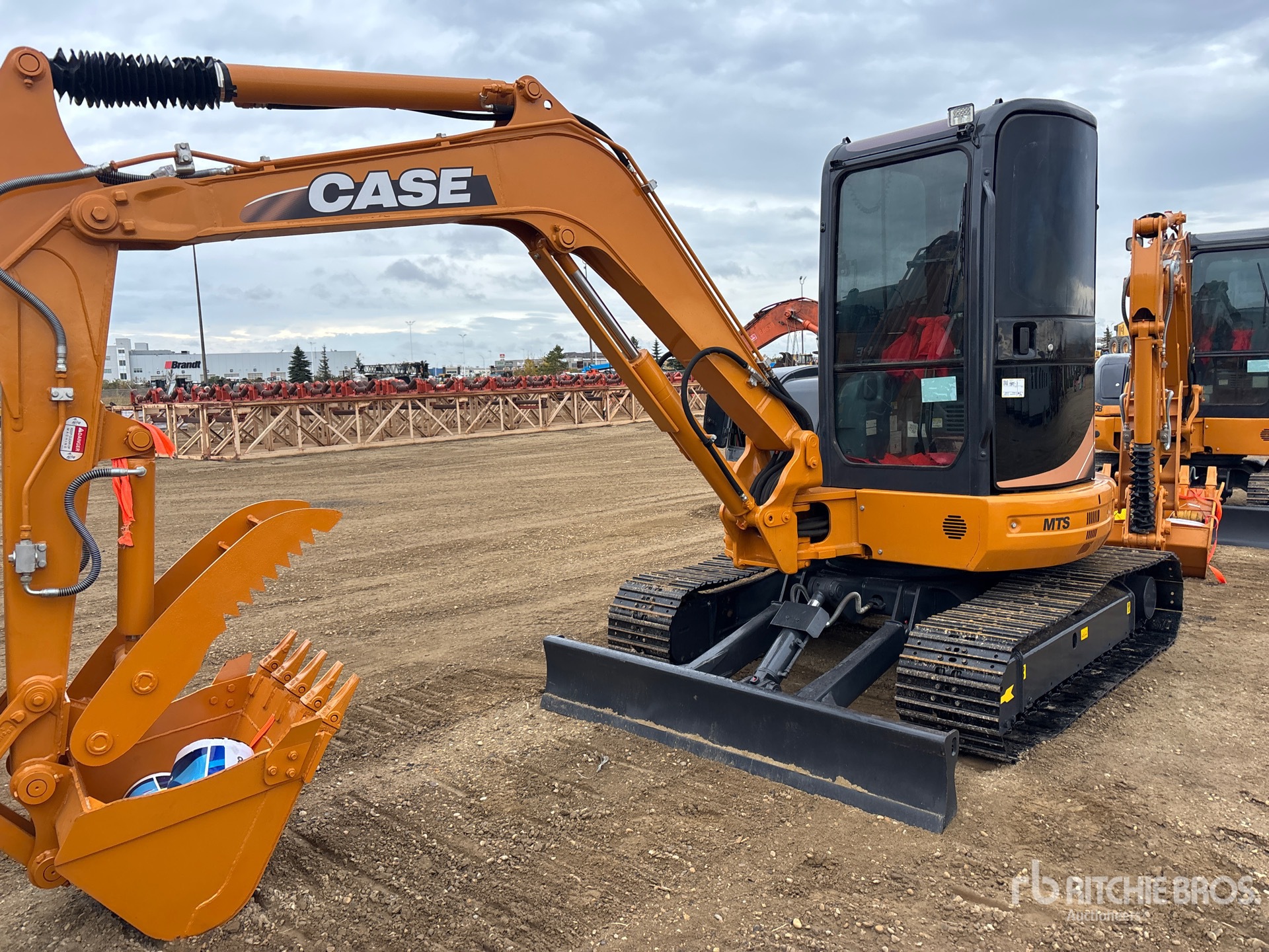 Case CX55B