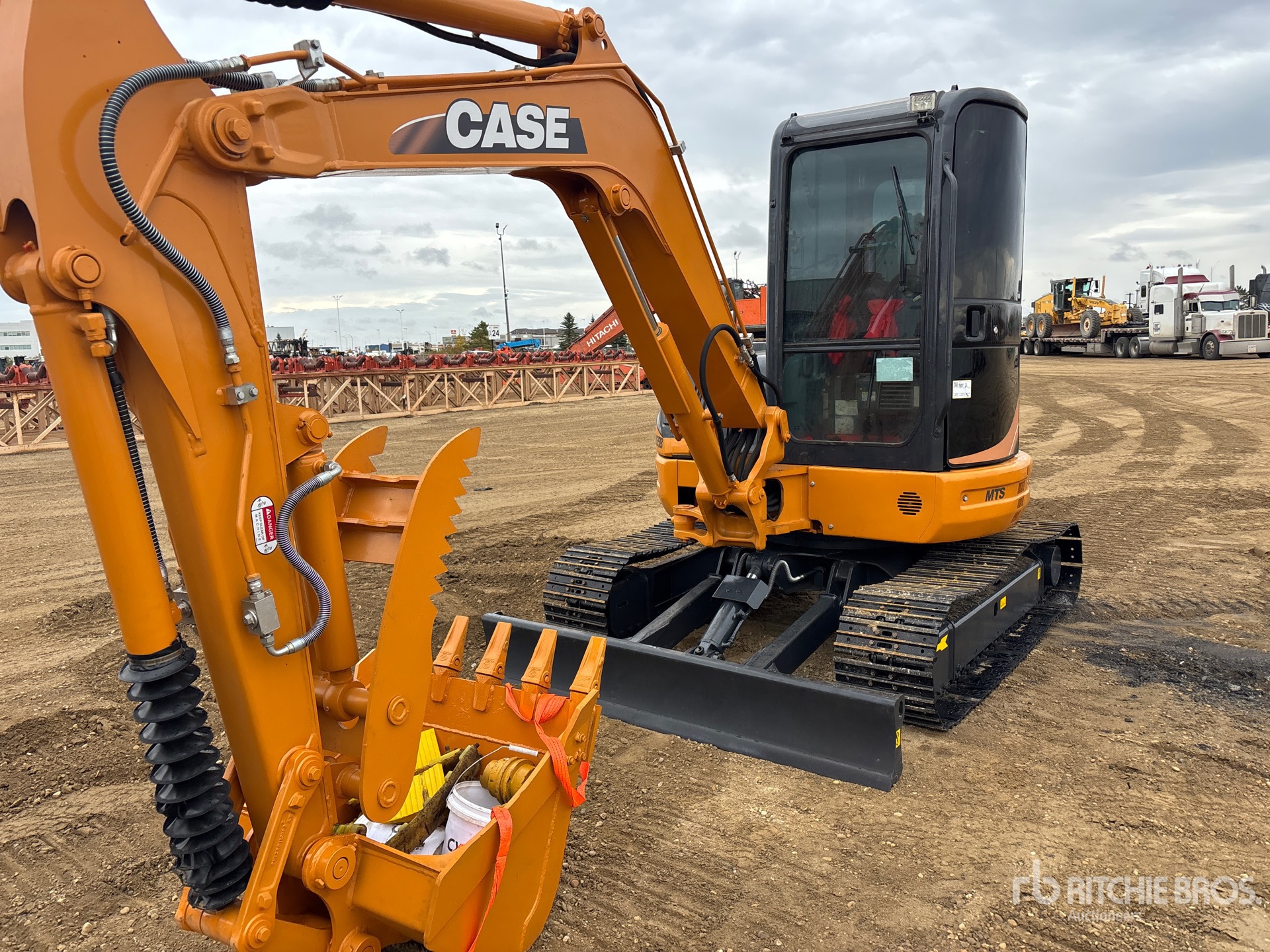 Case CX55B