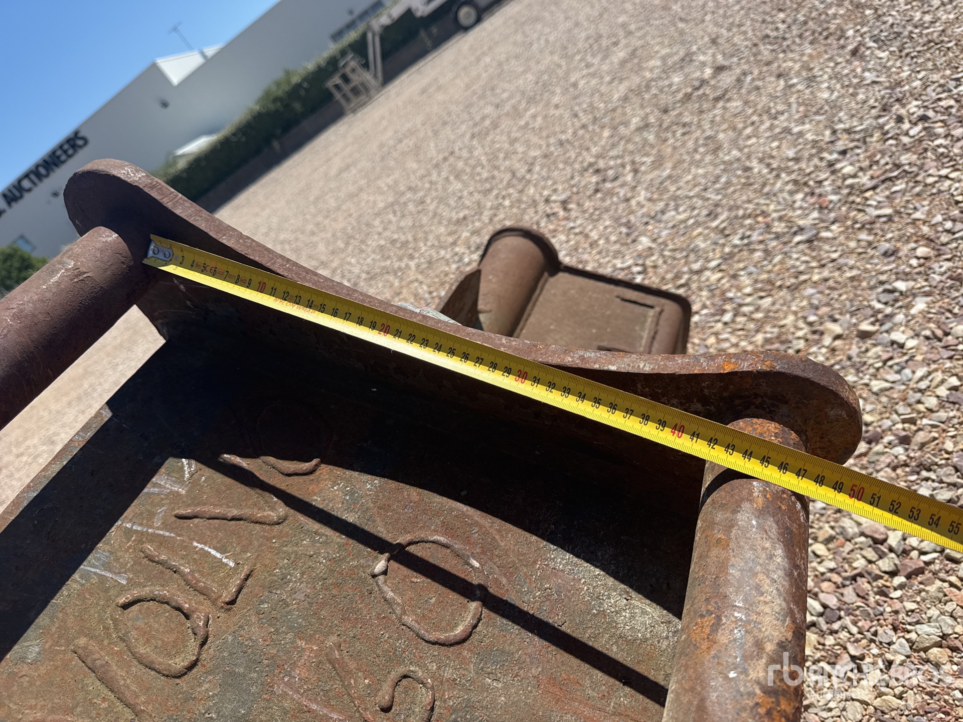 Volvo Godet Orientable 1950 mm Cleanup