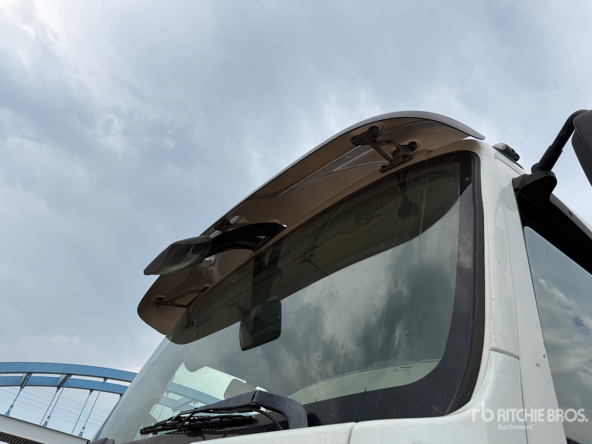 2009 Renault KERAX 500 DXI 1