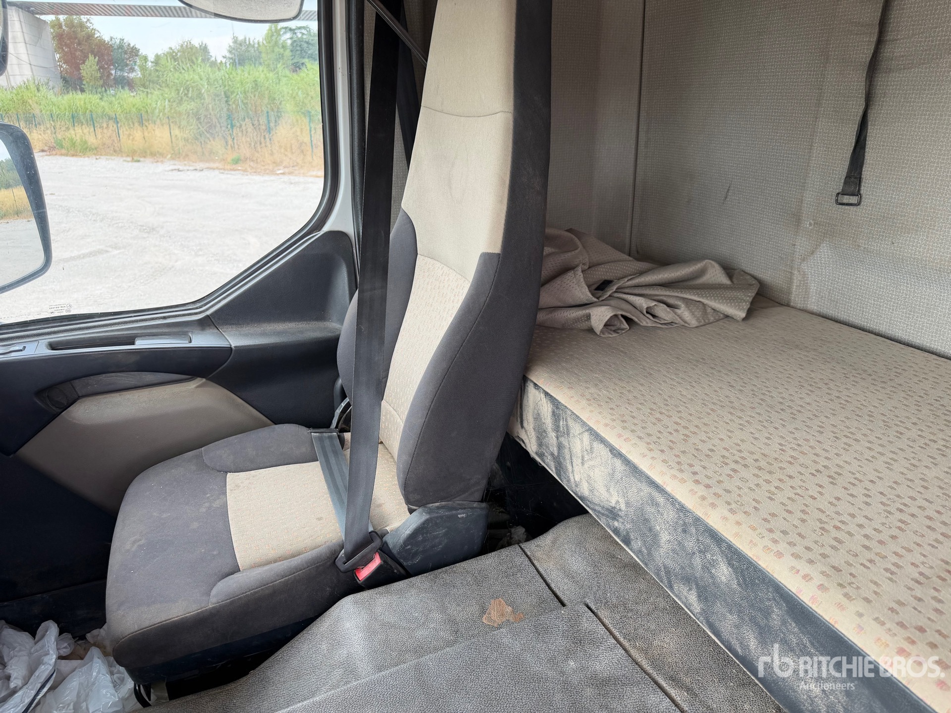 2009 Renault KERAX 500 DXI 1