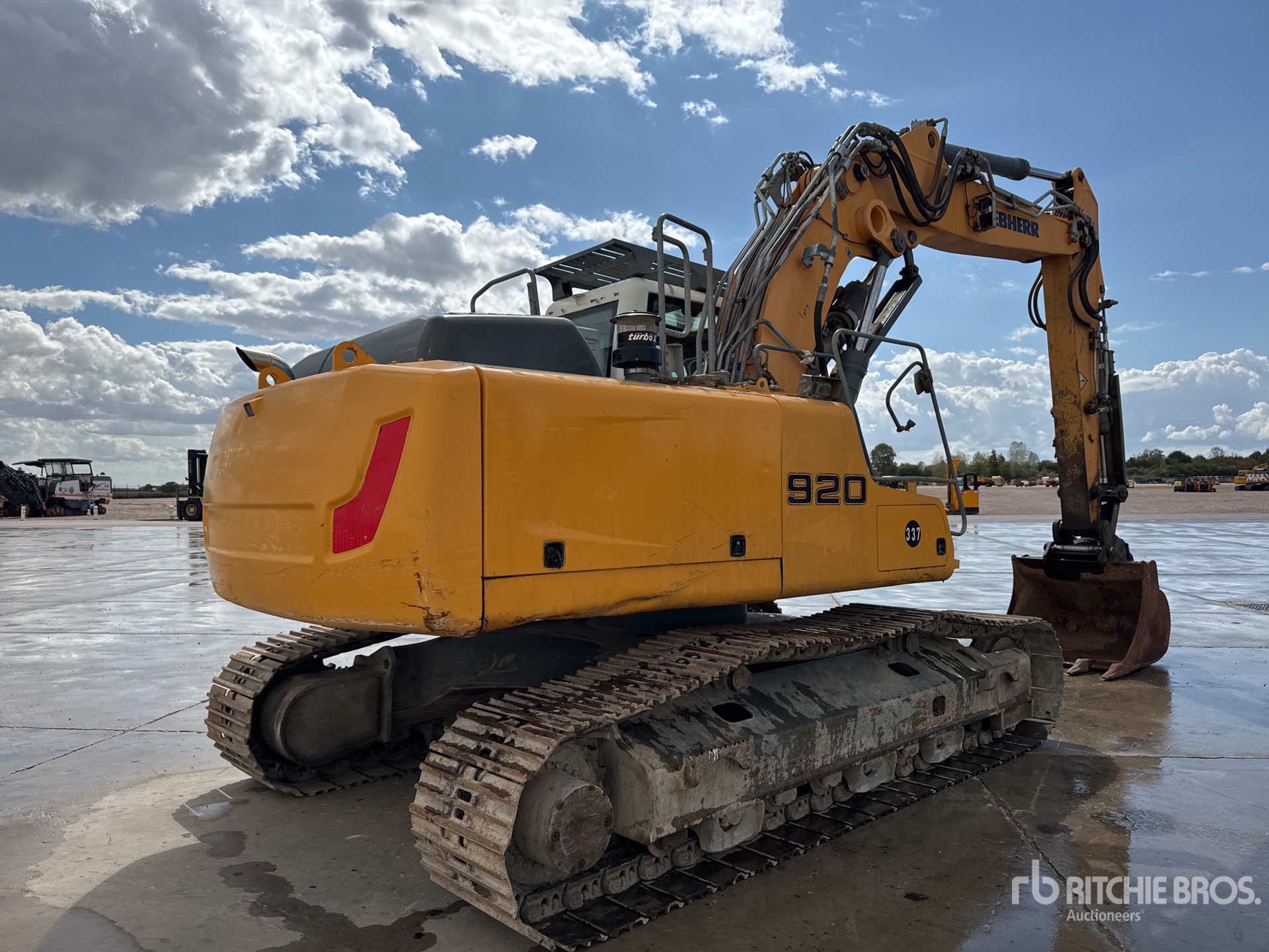 2016 Liebherr R920LC