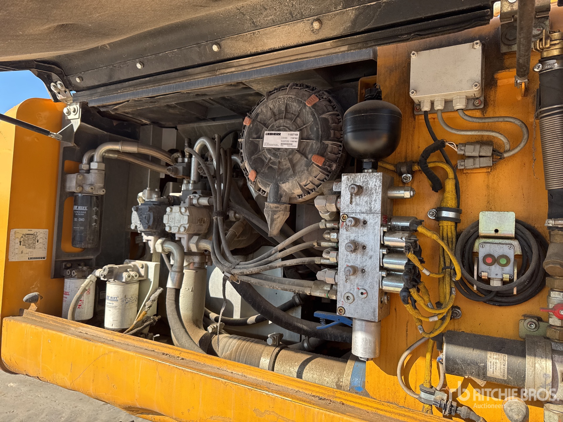 2016 Liebherr R920 LC