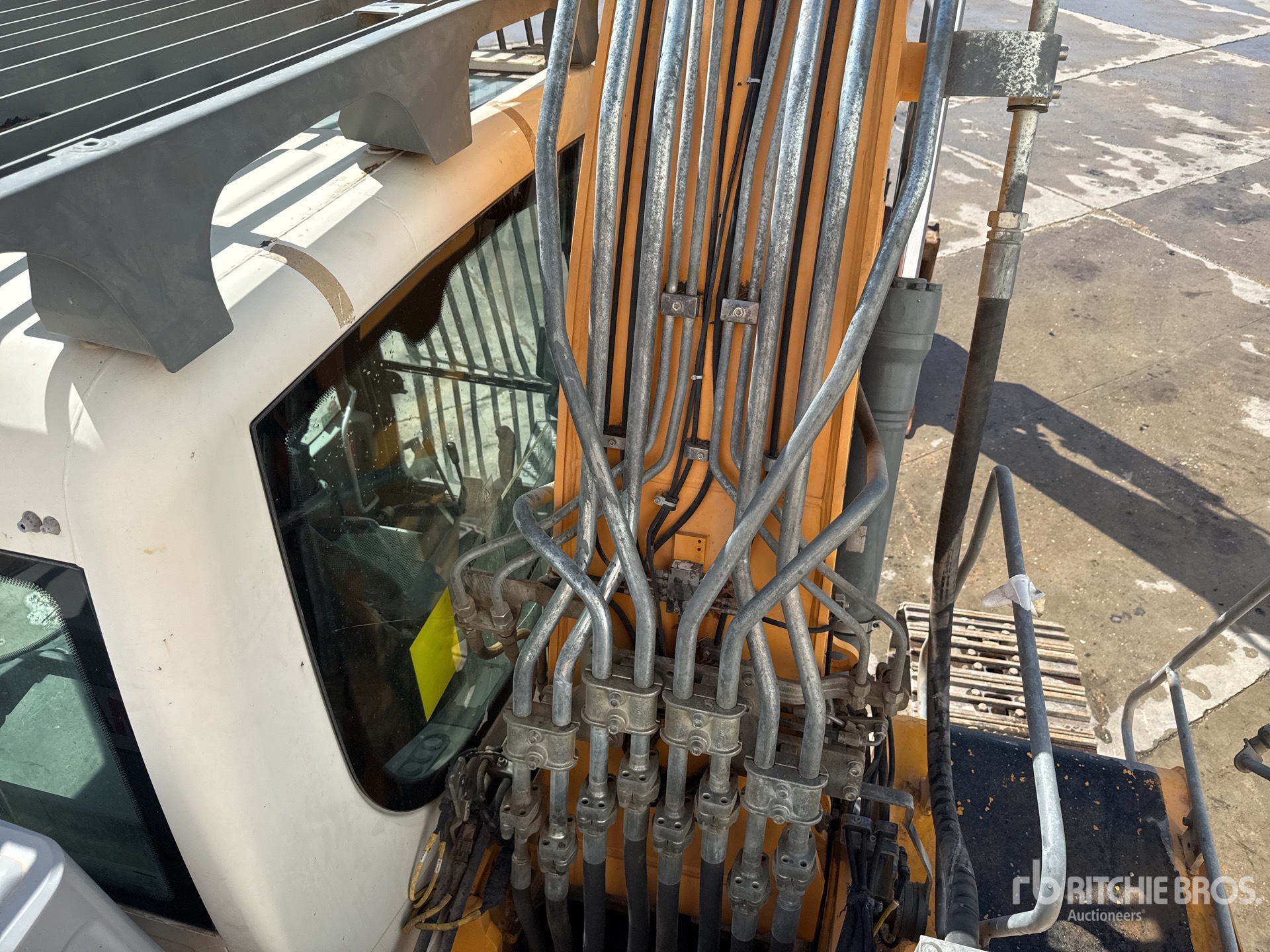 2016 Liebherr R920LC