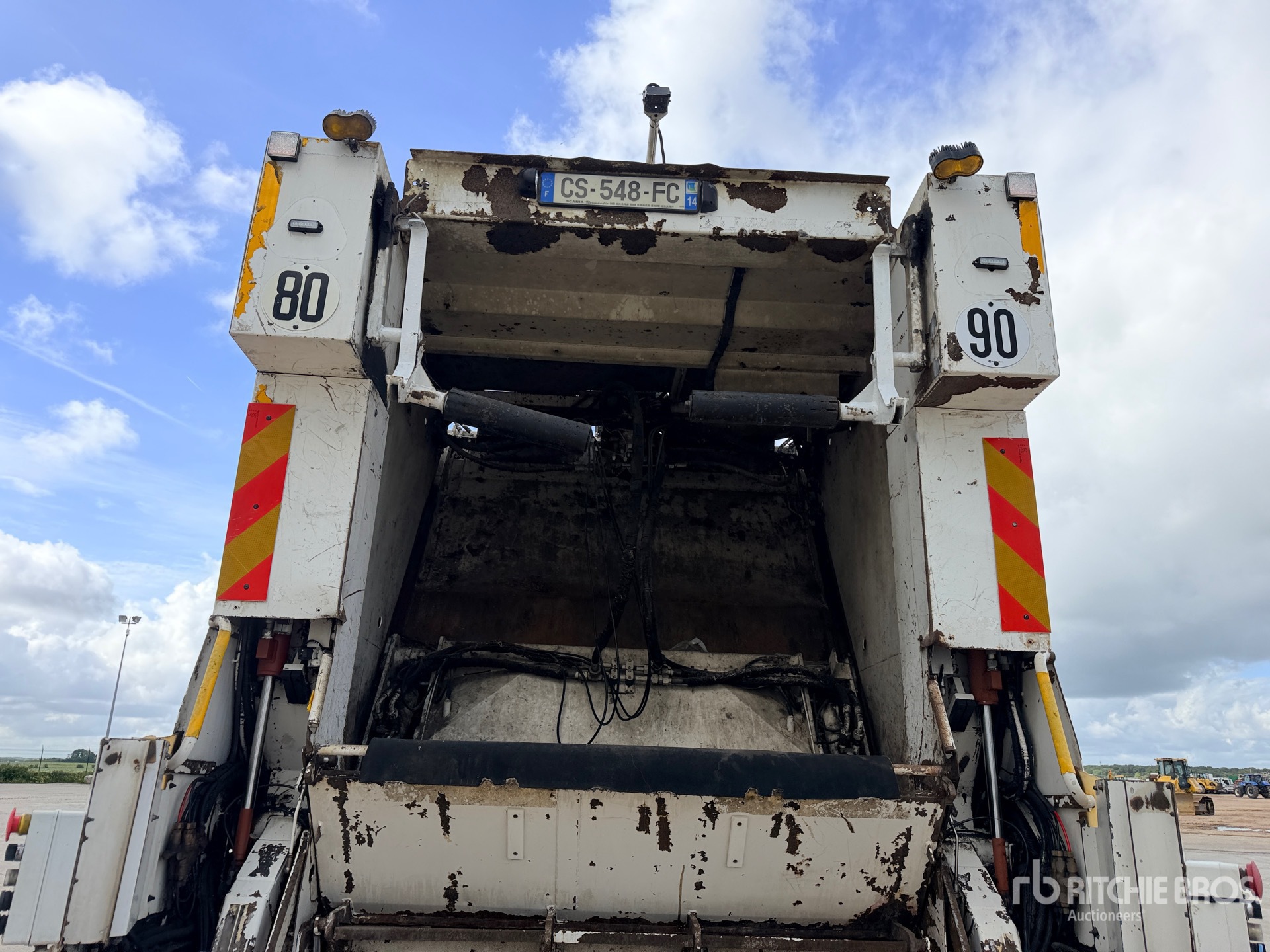 2013 Scania 6x2 Camion A Ordures Menageres