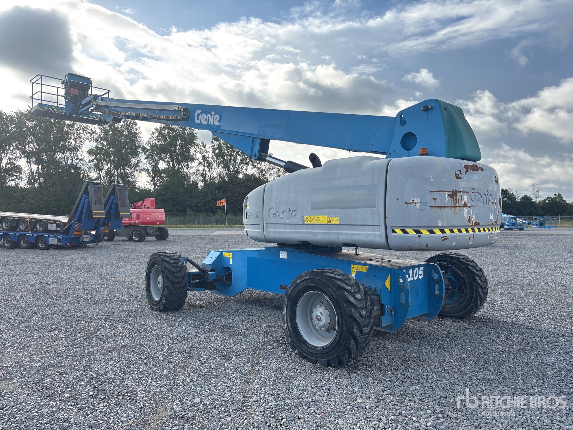 2013 Genie S-105