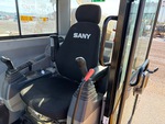 Control Station with Seats/Armrests
