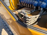 Hydraulics with Hydraulic Control Pattern Changer