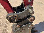 v2 Chassis - Excavator with Pins and Bushings Stick to Coupler
