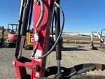 Hydraulics with Thumb Cylinder