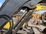 Hydraulics with Ausleger Hubzylinder