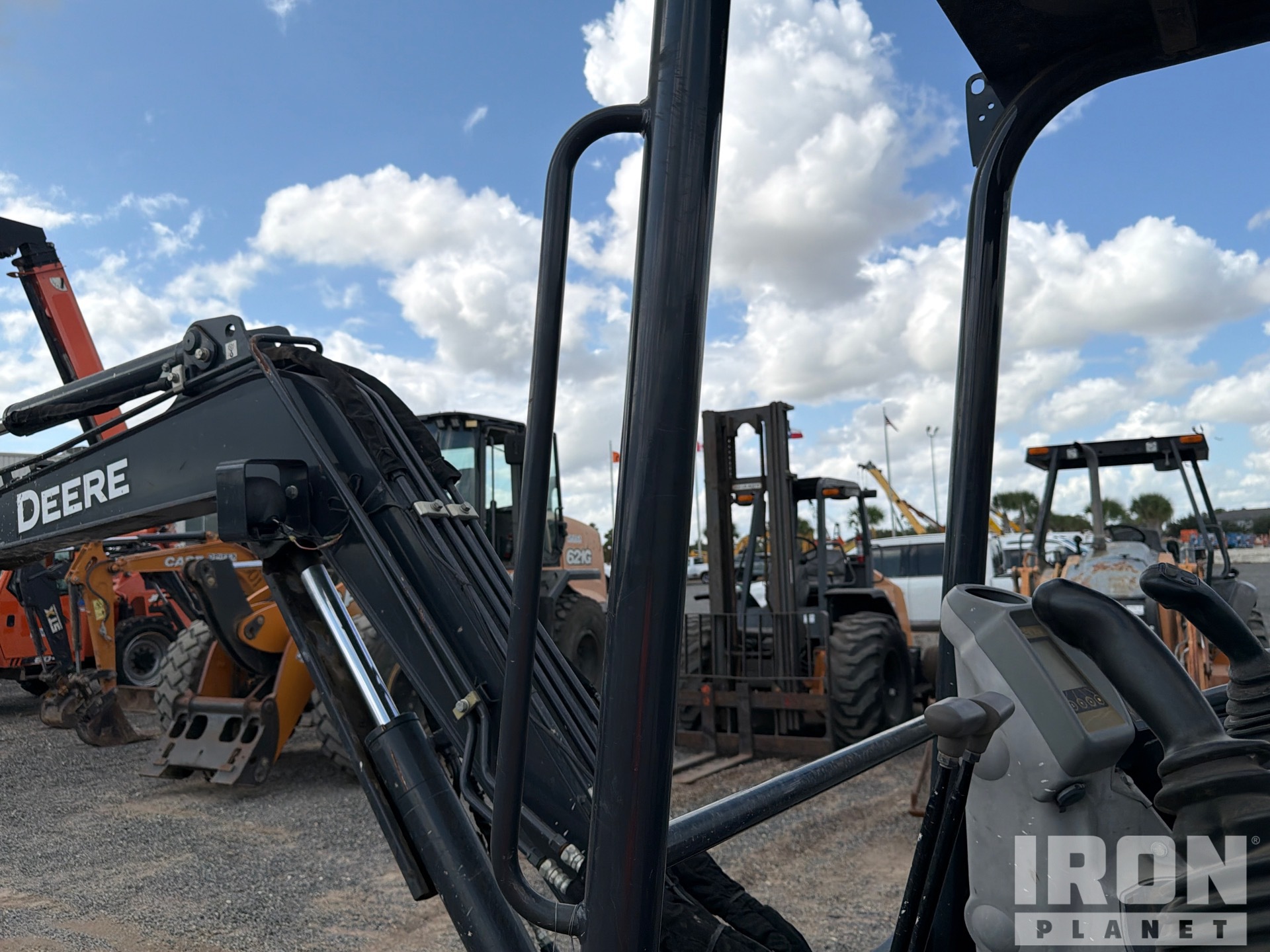 2021 John Deere 35G