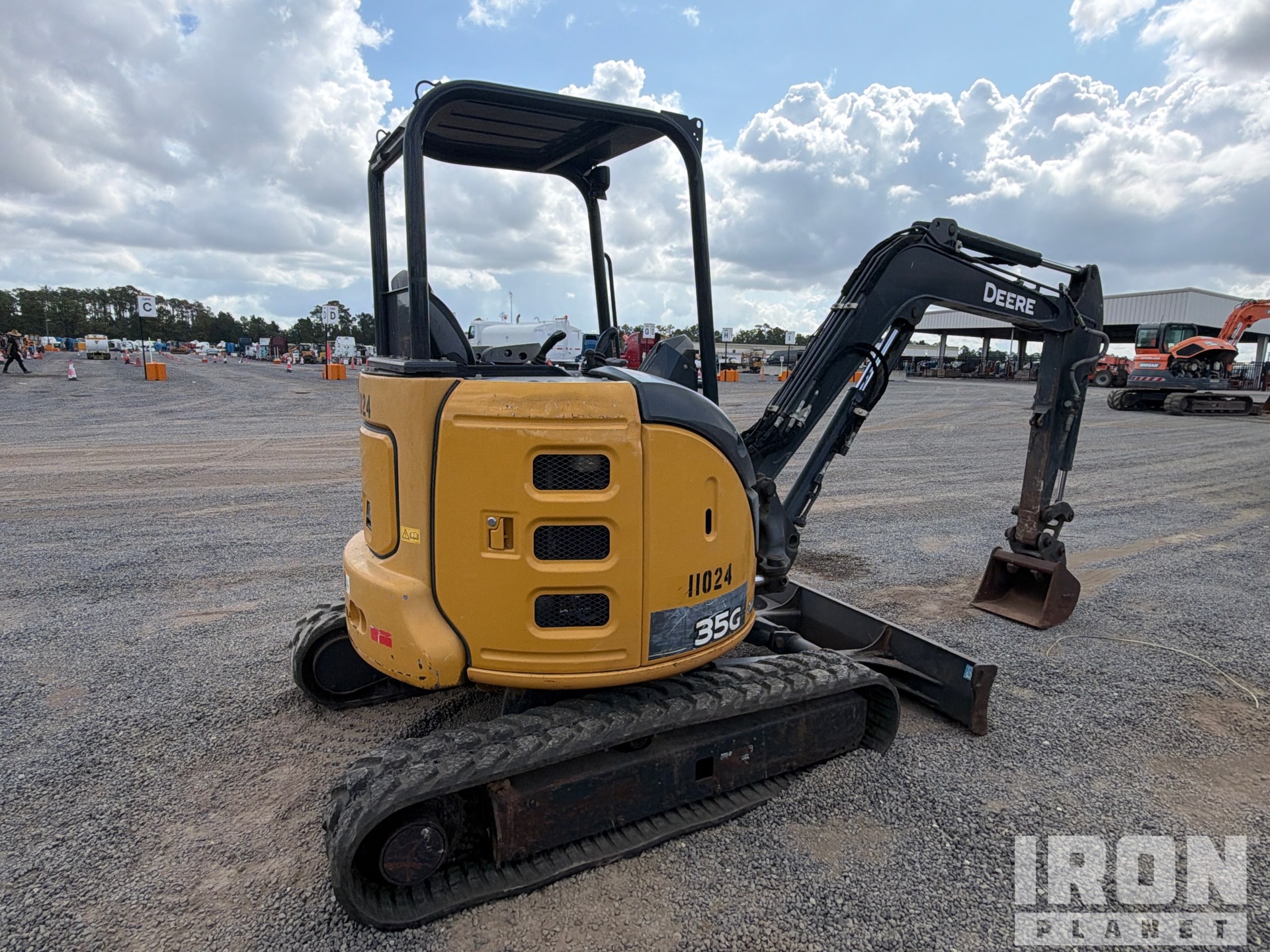 2021 John Deere 35G