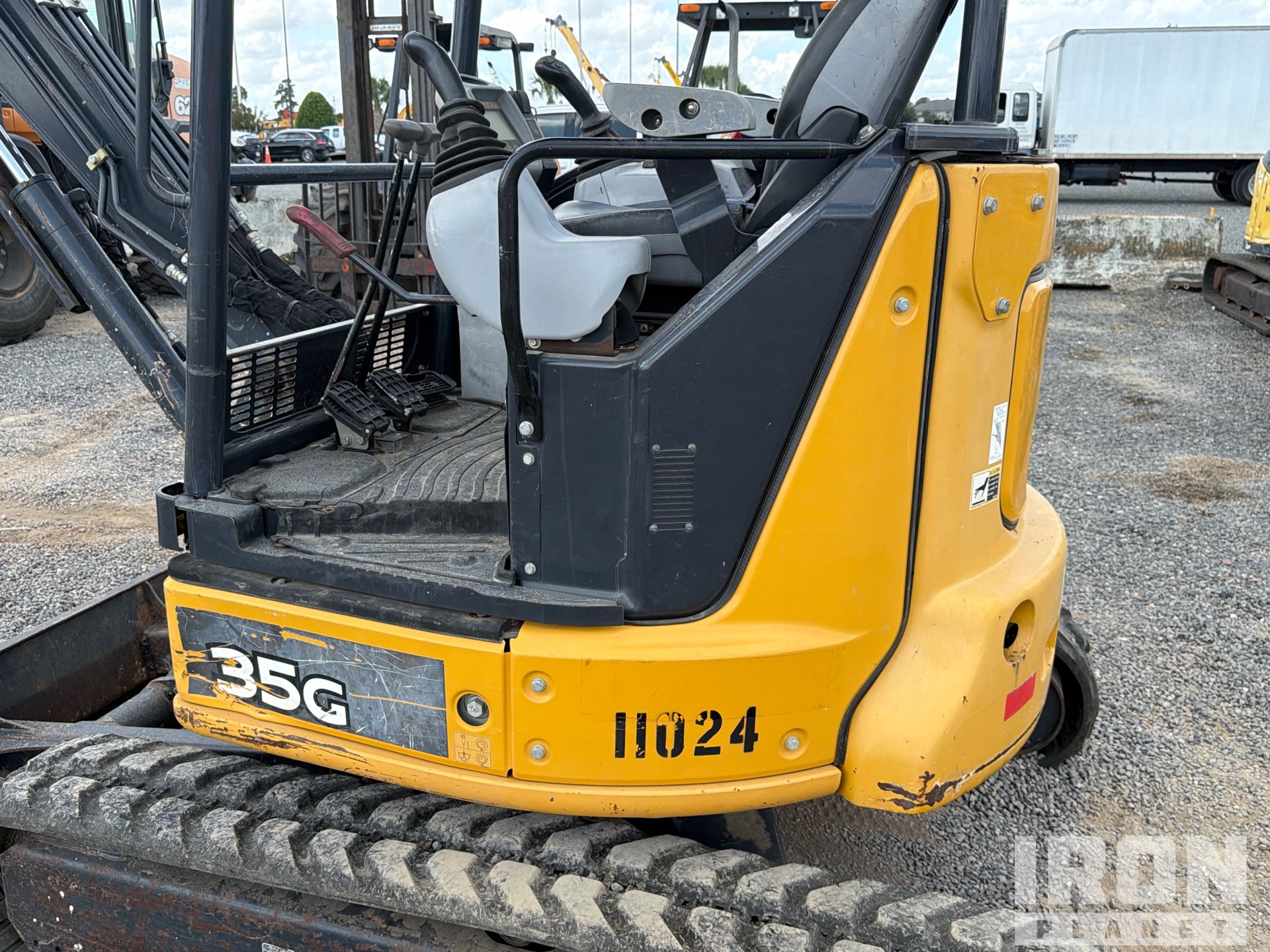 2021 John Deere 35G
