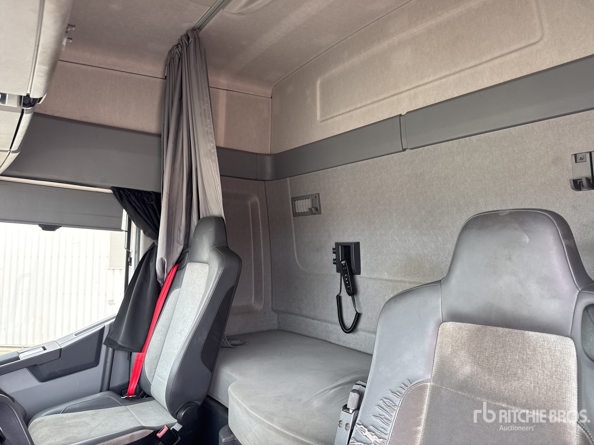 2016 Renault T460