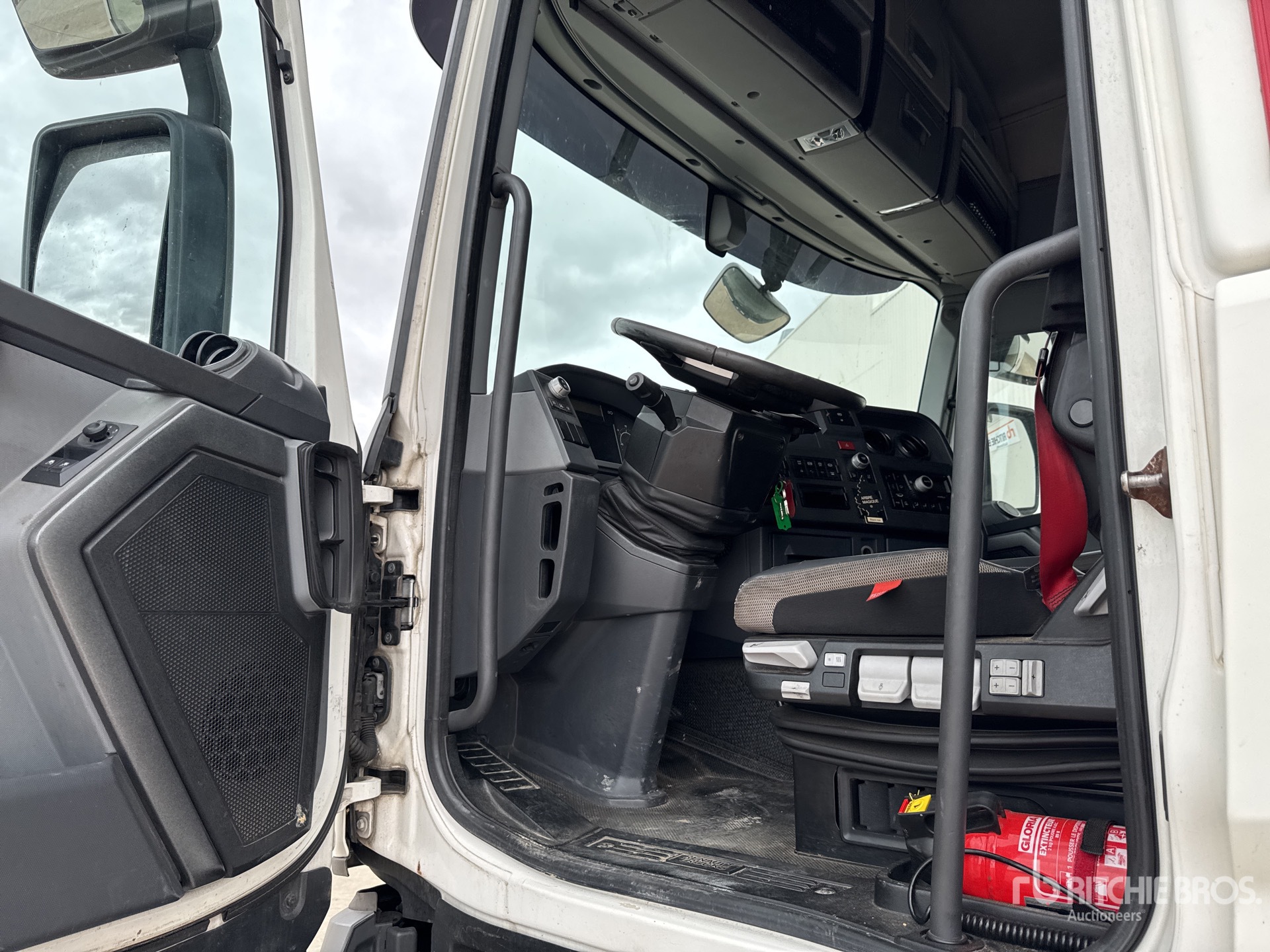 2016 Renault T460